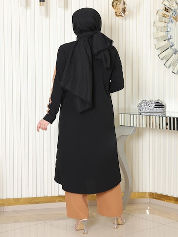 MODAMIHRAM Tunic in Black