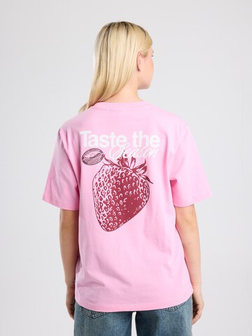 America Today Shirt in Pink
