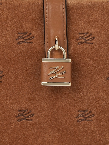 Karl Lagerfeld Kézitáska 'K/AUTOGRAPH PADLOCK S TRUNK SD' - barna