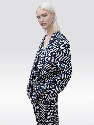 Lola Casademunt Blazer in 40 in navy / weiß, Produktansicht