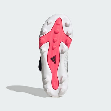 Scarpa sportiva 'Predator Club' di ADIDAS PERFORMANCE in bianco