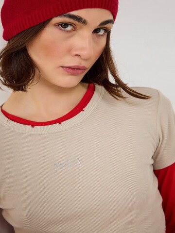 No Matter What T-Shirt in Beige