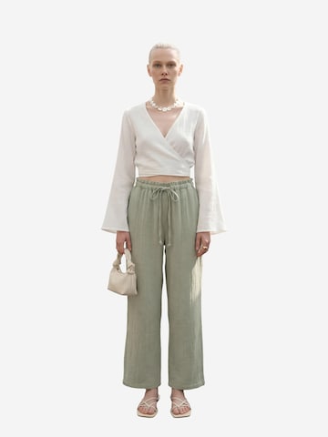 My fashion - Regular Calças em verde: frente