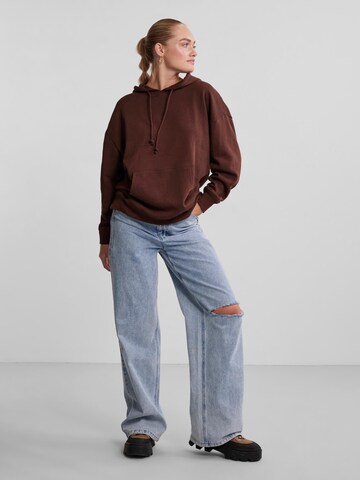 Sweat-shirt 'Chilli' PIECES en marron