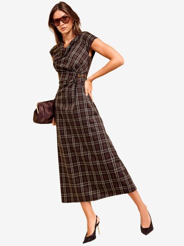 Friends Like These Kleid in Braun: Vorderseite