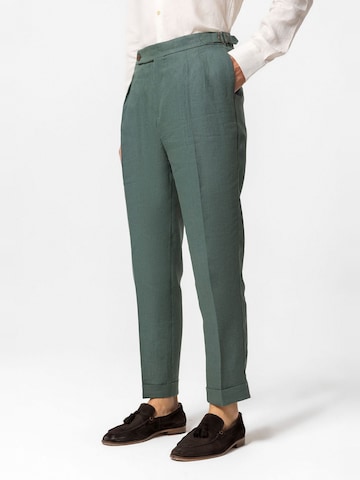 Antioch Regular Trousers in Green