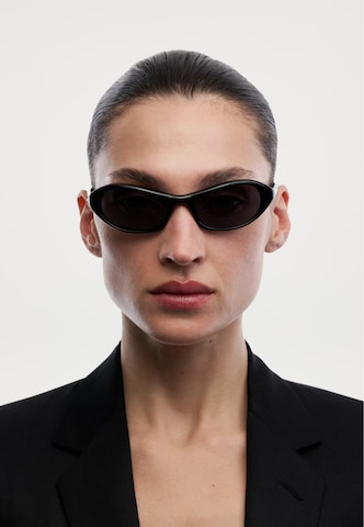 CHIMI Zonnebril 'Aria' in Zwart: voorkant