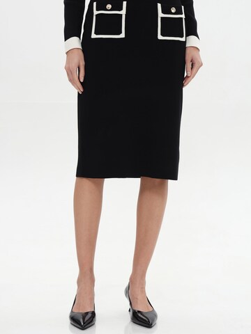 Passioni Skirt in Black: front