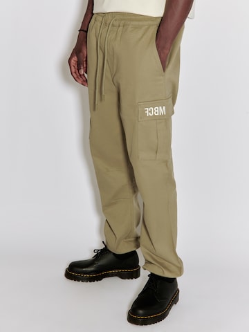 FCBM Tapered Cargo trousers 'Dante' in Green: front