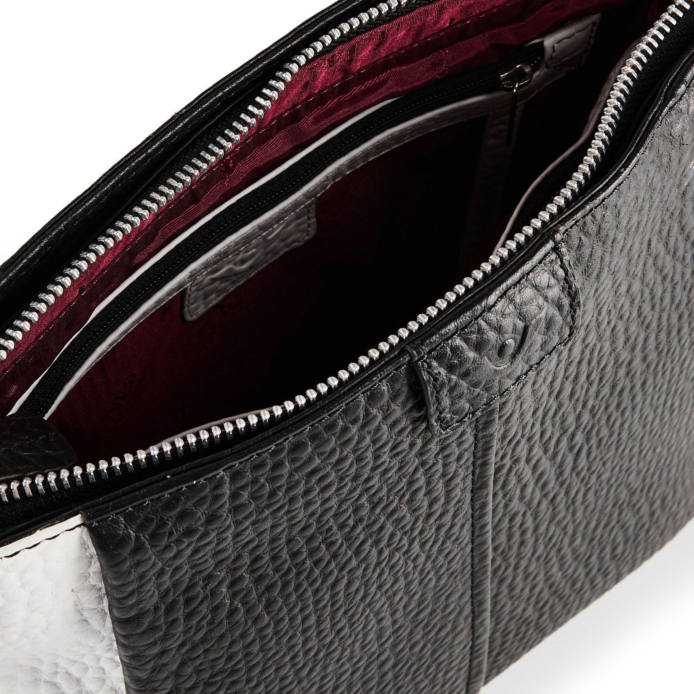 Borsa a tracolla 'Hirsch Beatrix' di VOi in nero