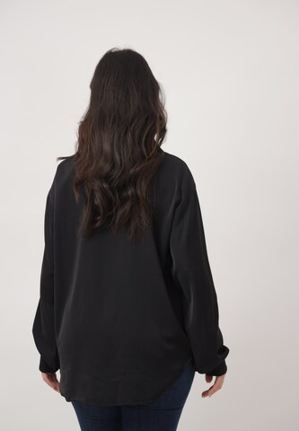 Elara Bluse in Schwarz
