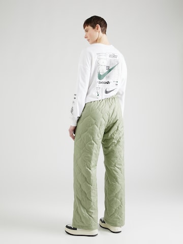 Nike Sportswear Loosefit Kalhoty – zelená