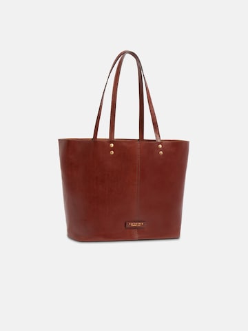 The Bridge Shopper in Bruin