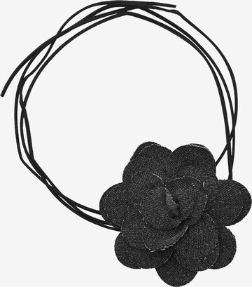 Pull&Bear Necklace in Black: front