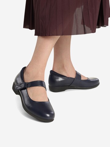 Dream Pairs Ballet Flats in Blue