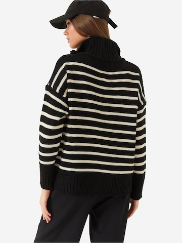 Bianco Lucci - Casaco de malha em preto