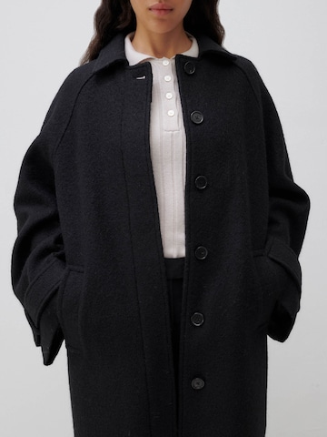 ABOUT YOU x Marie von Behrens Between-Seasons Coat 'Lilli' in Black: front