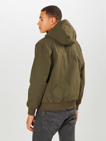 Carhartt WIP Regular fit Tussenjas 'Sail' in Groen