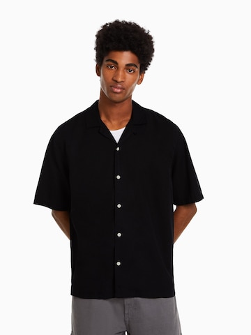 Bershka Pohodlné nošení Košile – černá: přední strana
