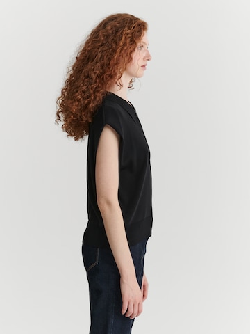 Gilet in maglia 'Lasi' di TATUUM in nero