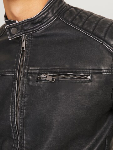 JACK & JONES Kurtka przejściowa 'JJERocky' w kolorze czarny