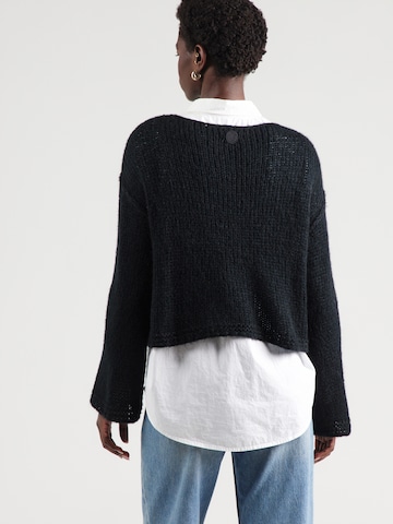 HUGO Sveter 'Scarly_B' - Čierna