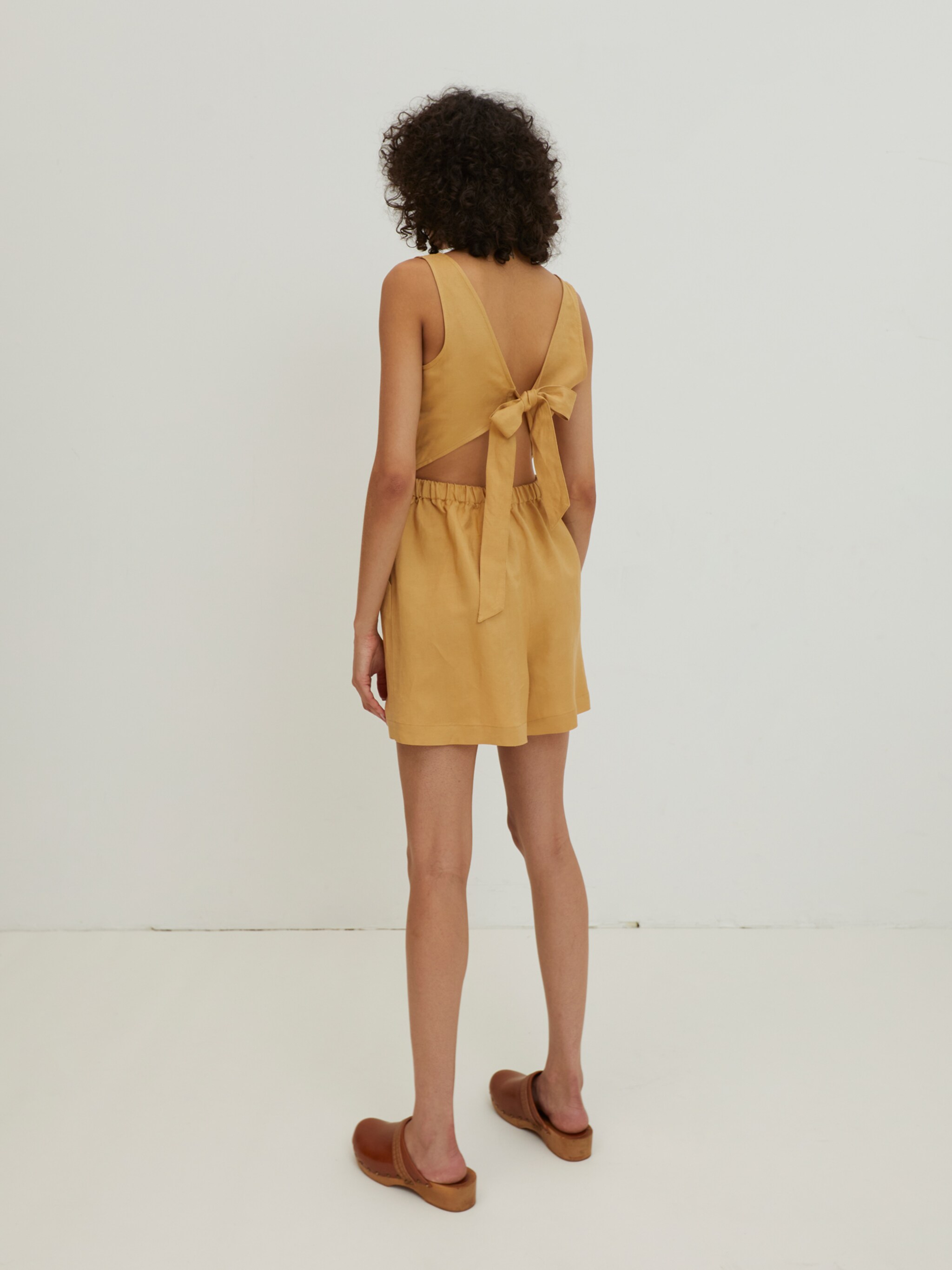 EDITED Producten Jumpsuit 'Anika' Curry