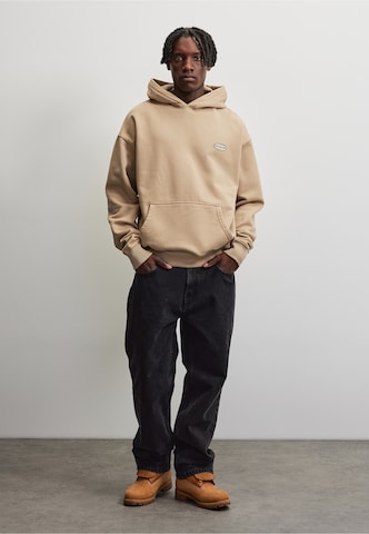 Sweat-shirt 'Palmoli' Pegador en beige