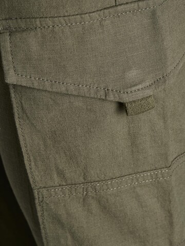 Tapered Pantaloni cargo 'Paul' di JACK & JONES in verde