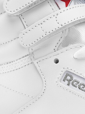 Reebok High-top trainers in White