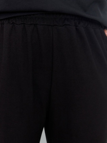 Trendyol Curve Wide leg Broek in Zwart