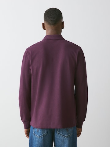 Next Shirt in Red