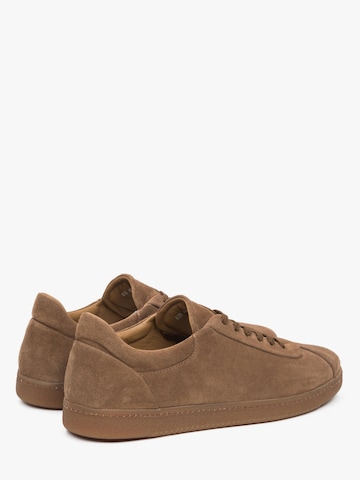 Estro Platform trainers '09-40952' in Brown