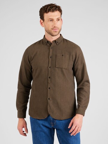 Brava Fabrics - Ajuste regular Camisa en verde: frente