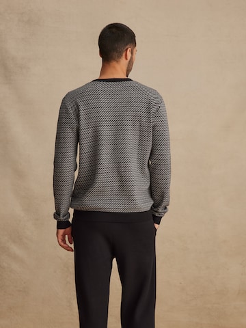 DAN FOX APPAREL Sweater 'Devin' in Grey