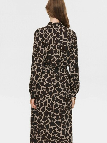 NÜMPH Blusekjole ' HANA ' i brun