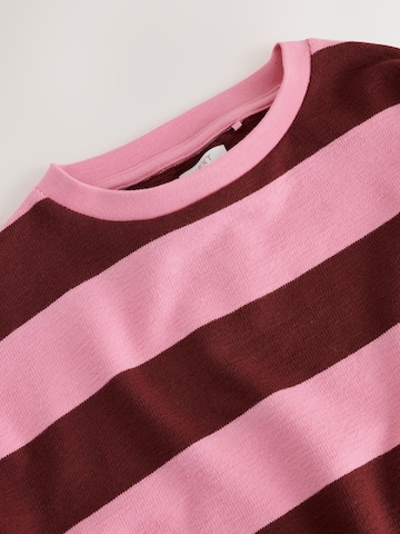 Next Shirt in Pink