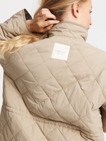 Veste mi-saison 'Lyon' rethinkit studios en beige