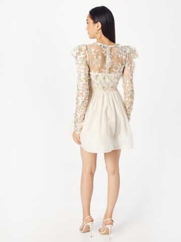 True Decadence Cocktail dress in Beige