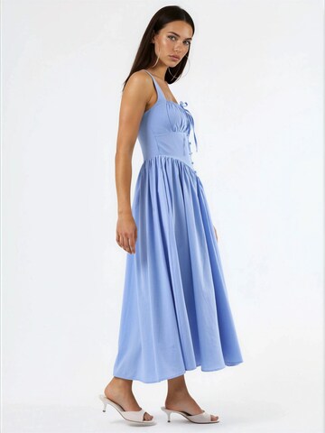 Busem Kleid in Blau