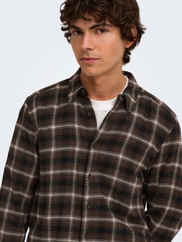 Only & Sons Regular fit Overhemd 'ONSGUDME' in Bruin