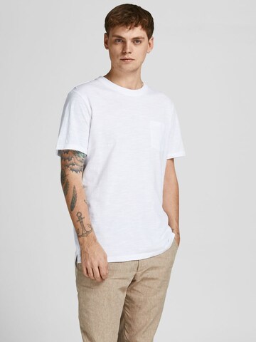 T-Shirt 'Tropic' JACK & JONES en blanc : devant