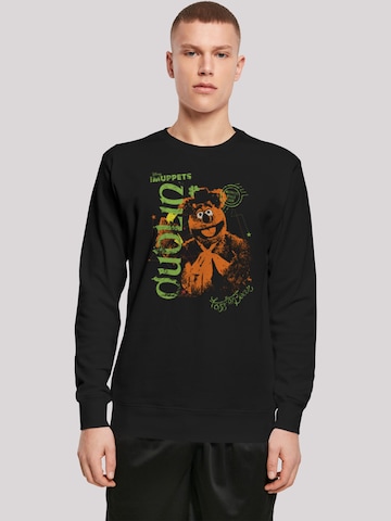 F4NT4STIC Shirt 'Disney The Muppets Fozzie Bear In Dublin' in Zwart: voorkant