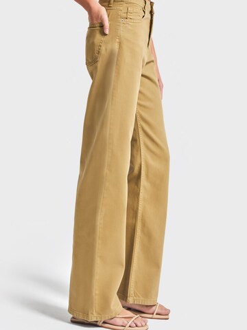 IT'S BASIC Regular Jeans 'Straight Mid Rise Jeans' in Geel