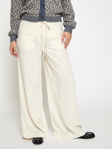 Regular Pantalon 'Grace' DESIRES en blanc : devant