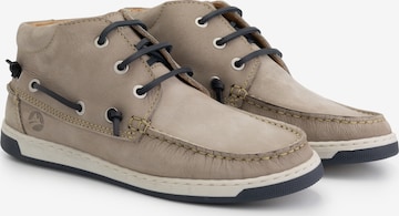 Travelin Lace-Up Shoes 'Maenporth' in Beige