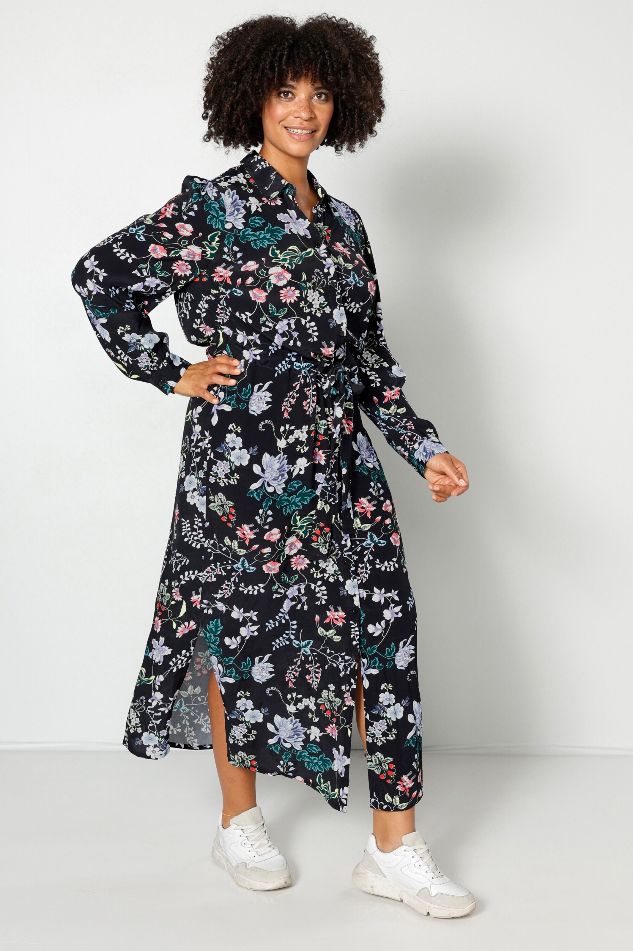 Sara lindholm online jurk