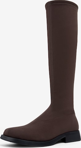 CAMPER - Botas 'Dana' en marrón: frente