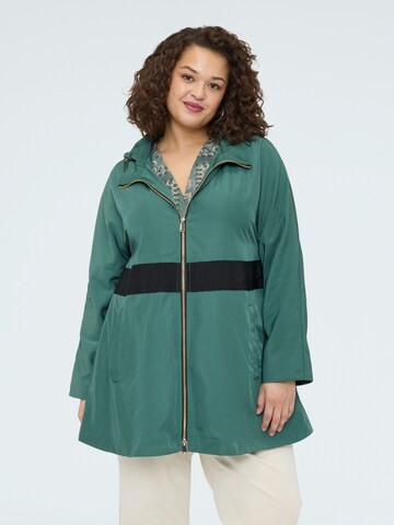 Fiorella Rubino Wintermantel in Groen