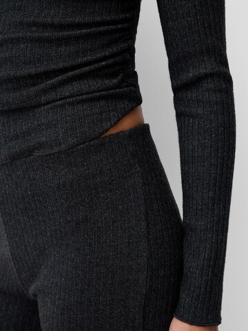 T-shirt Bershka en gris
